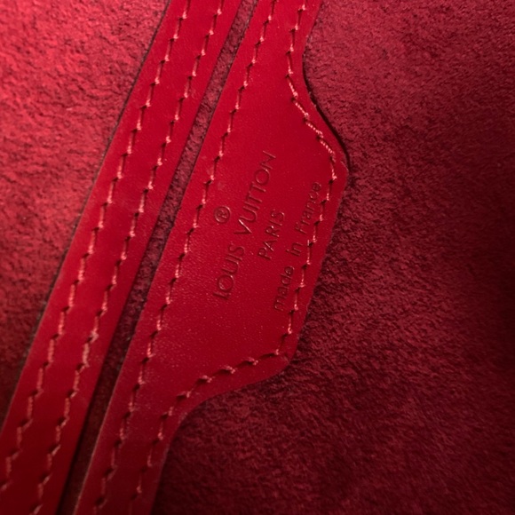 LOUIS VUITTON SOUFFLOT HANDBAG - Picture 6 of 13